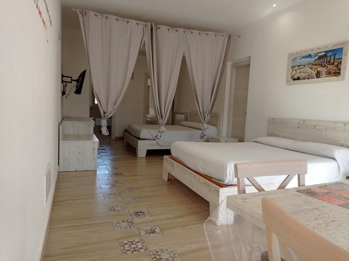 Sicily Rooms Appartamenti Carini Szoba fotó